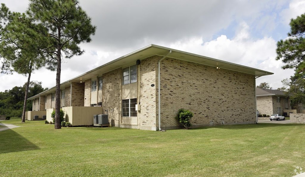 Tanglewood Apartments | 1300 Tanglewood Dr, Westwego, LA 70094, USA | Phone: (504) 386-5476