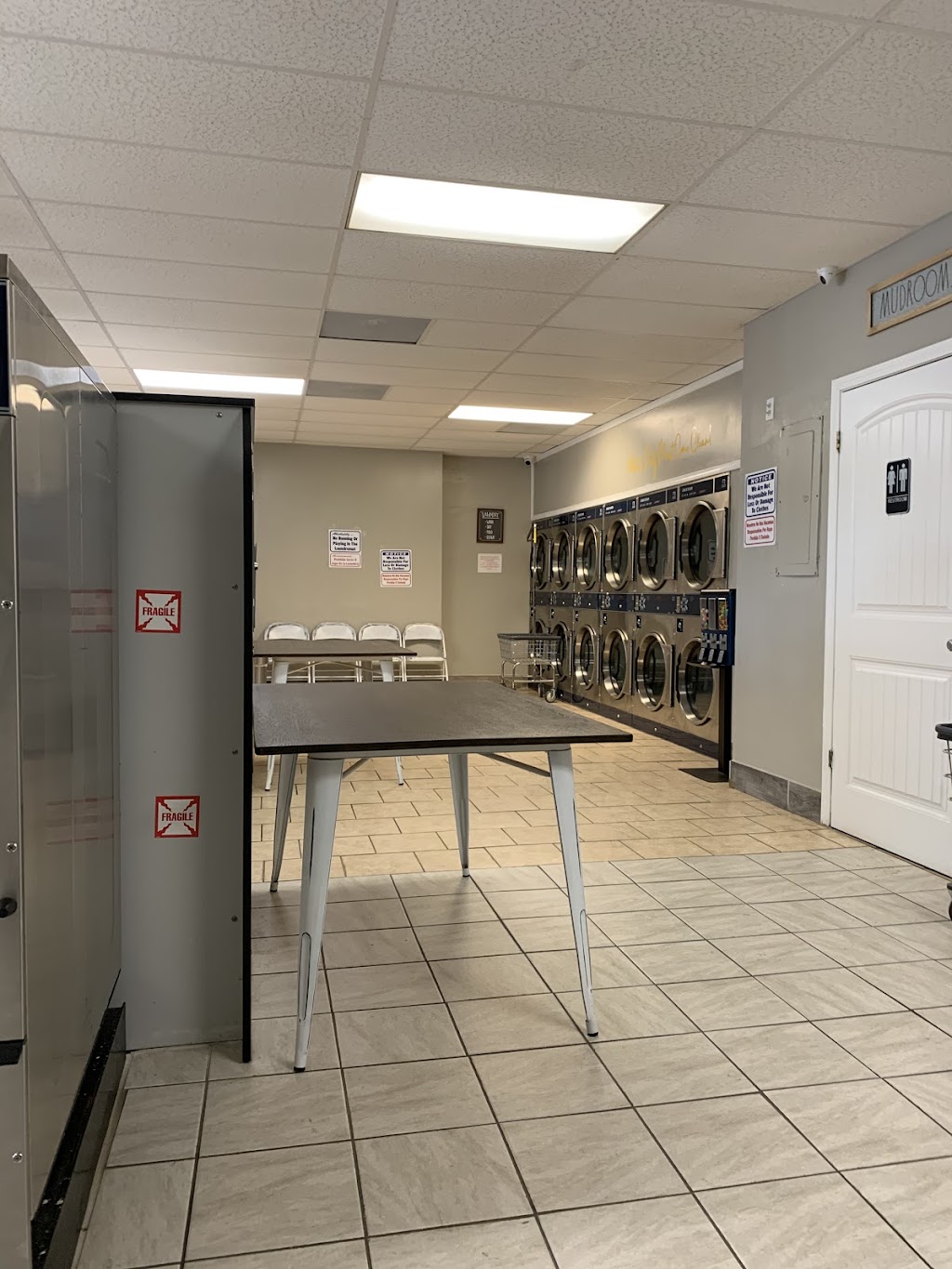 Domontras Coin Laundry | 4651 Flat Shoals Rd Suite 13, Union City, GA 30291 | Phone: (470) 708-0386