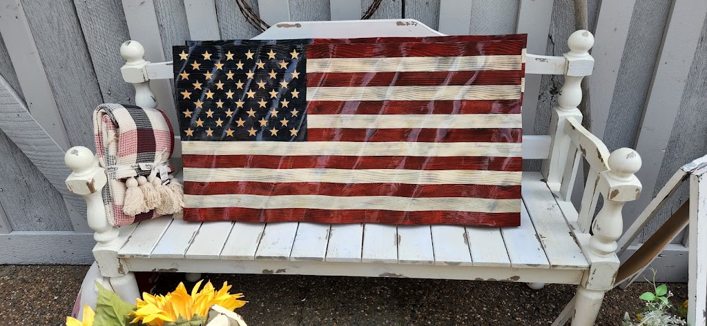 Cocky Rooster | 1083 Hwy Dd, Defiance, MO 63341, USA | Phone: (314) 283-7861