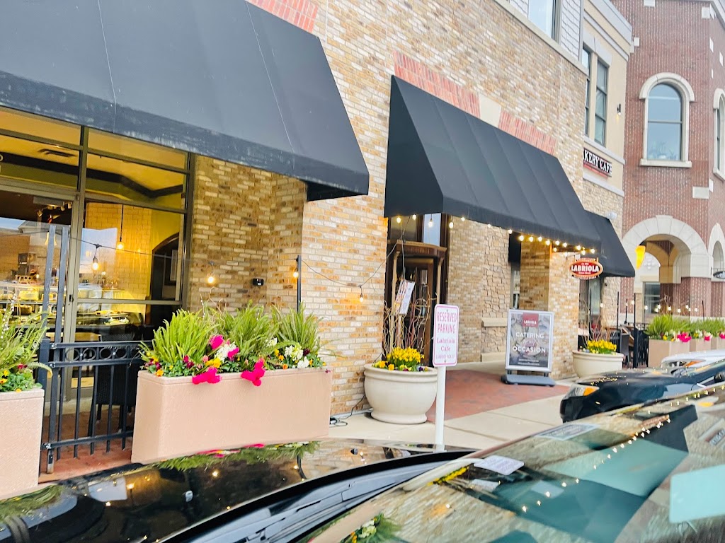 Labriola Bakery & Cafe | 3021 Butterfield Rd, Oak Brook, IL 60523, USA | Phone: (630) 574-2008