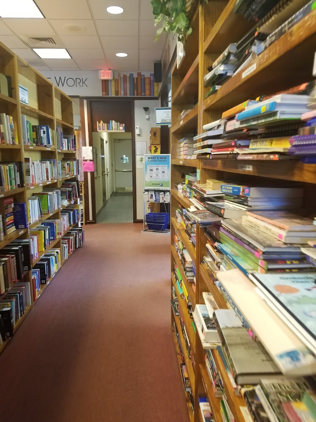 Goodwill Manasota Bookstore - Bradenton | 7200 55th Ave E, Bradenton, FL 34203, USA | Phone: (941) 755-9864