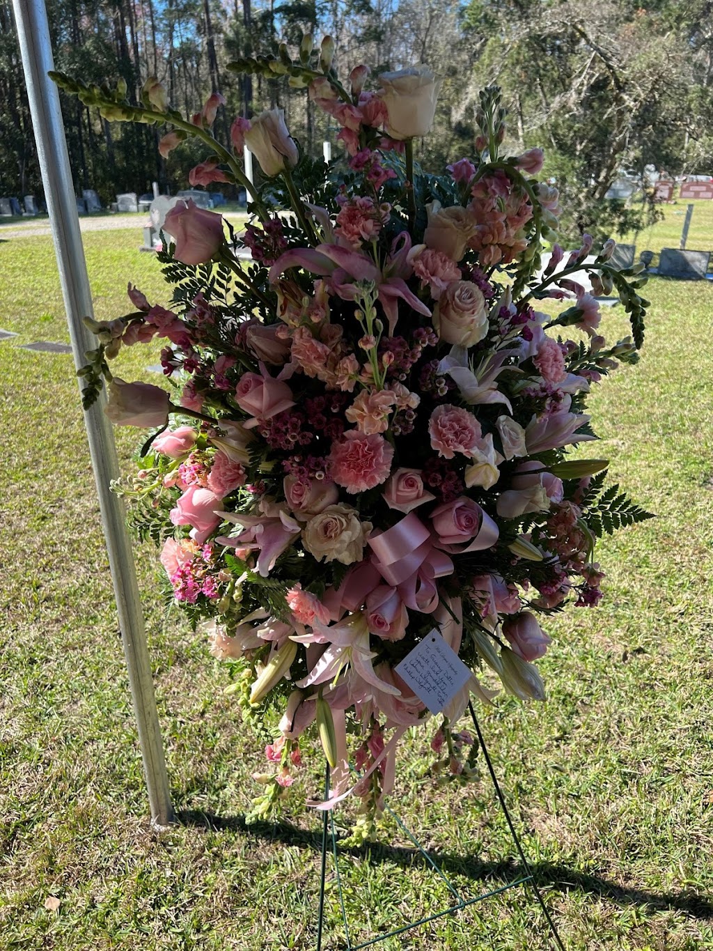 Divine Florist | 322 Ferris St, Green Cove Springs, FL 32043, USA | Phone: (904) 531-9528