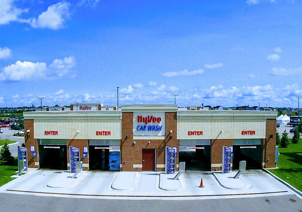 HyVee Car Wash | 16150 Pilot Knob Rd, Lakeville, MN 55044, USA | Phone: (952) 332-5575