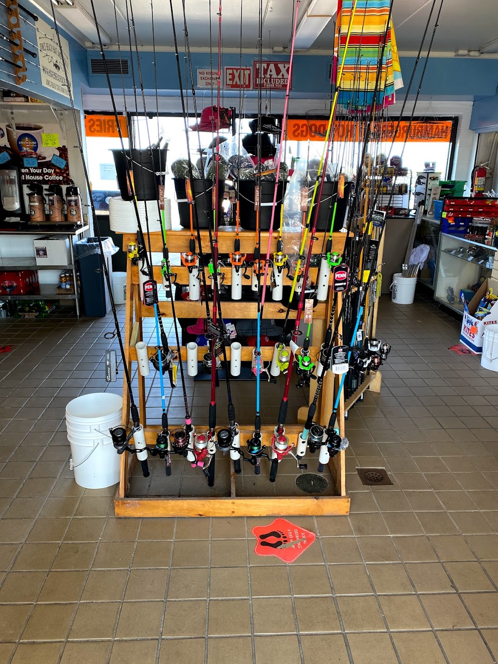 Jones Beach Bait and Tackle - Field 10 Concession | Jones Beach Field, 10 585 NY-909E, Wantagh, NY 11793, USA | Phone: (516) 785-2248