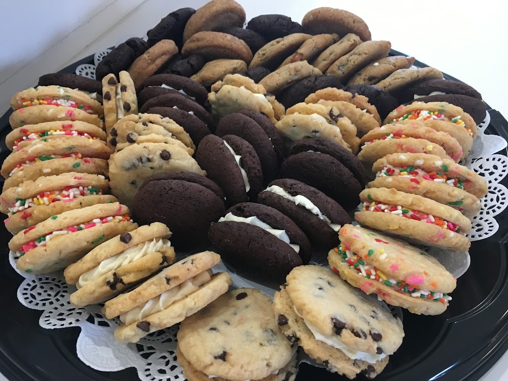 Mrs. Turbos Cookies - Powell | 178 W Olentangy St, Powell, OH 43065, USA | Phone: (614) 315-5542