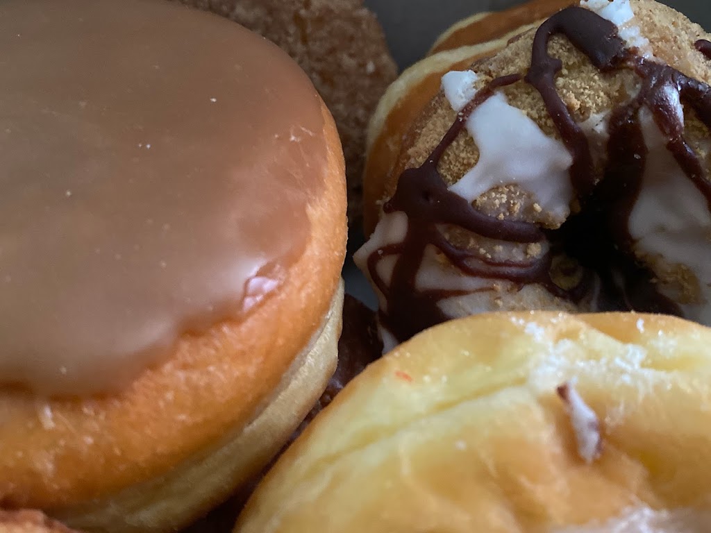 Bakers Dozen Donuts | 140 Douglas St, Dayton, NV 89403, USA | Phone: (775) 241-2208