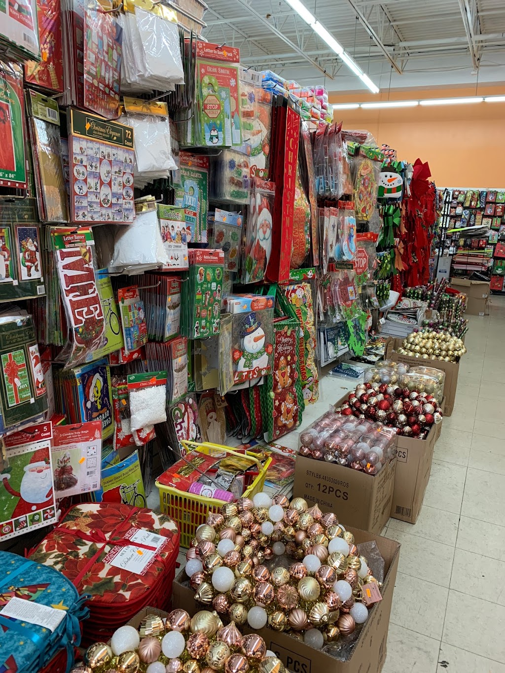 99C & Discount world | 4255 Amboy Rd, Staten Island, NY 10308, USA | Phone: (718) 227-7500