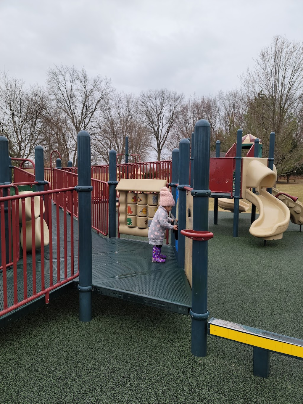 The Crossings Park of Colonie | 580 Albany Shaker Rd, Loudonville, NY 12211, USA | Phone: (518) 783-2760