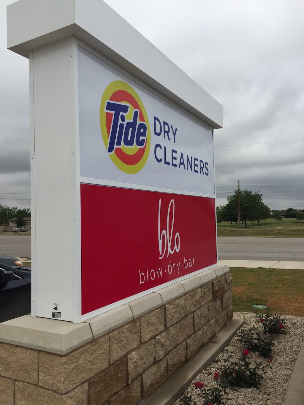 Tide Cleaners 4511 98th St, Lubbock, TX 79424