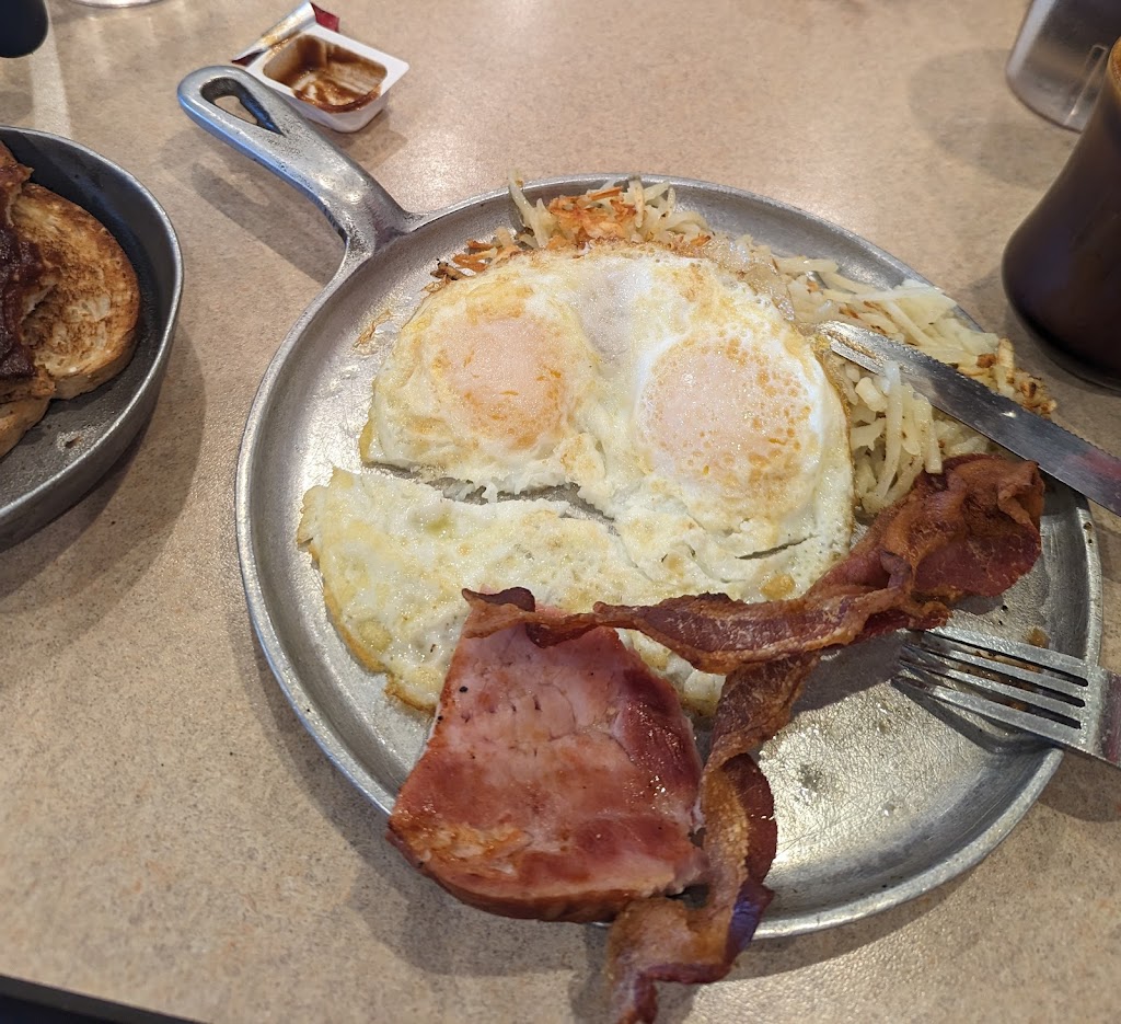 Iron Skillet | 5235 N Sunland Gin Rd, Eloy, AZ 85131, USA | Phone: (520) 836-5745