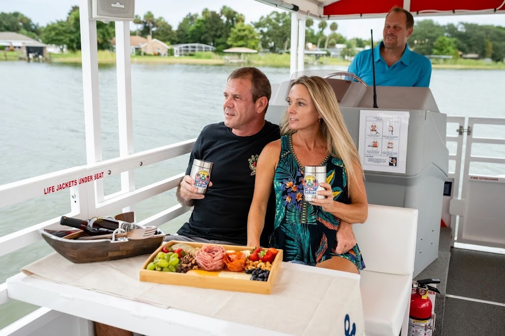 Epic Water Boat Tours | 19240 SE Hwy 42 Slip 1, Weirsdale, FL 32195, USA | Phone: (352) 809-6550