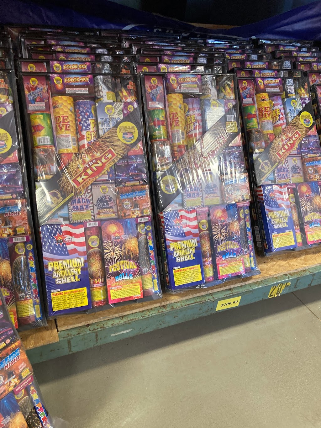 Wholesale Fireworks | 1611 W Ledgerwood Rd, Andover, KS 67002 | Phone: (800) 546-2825