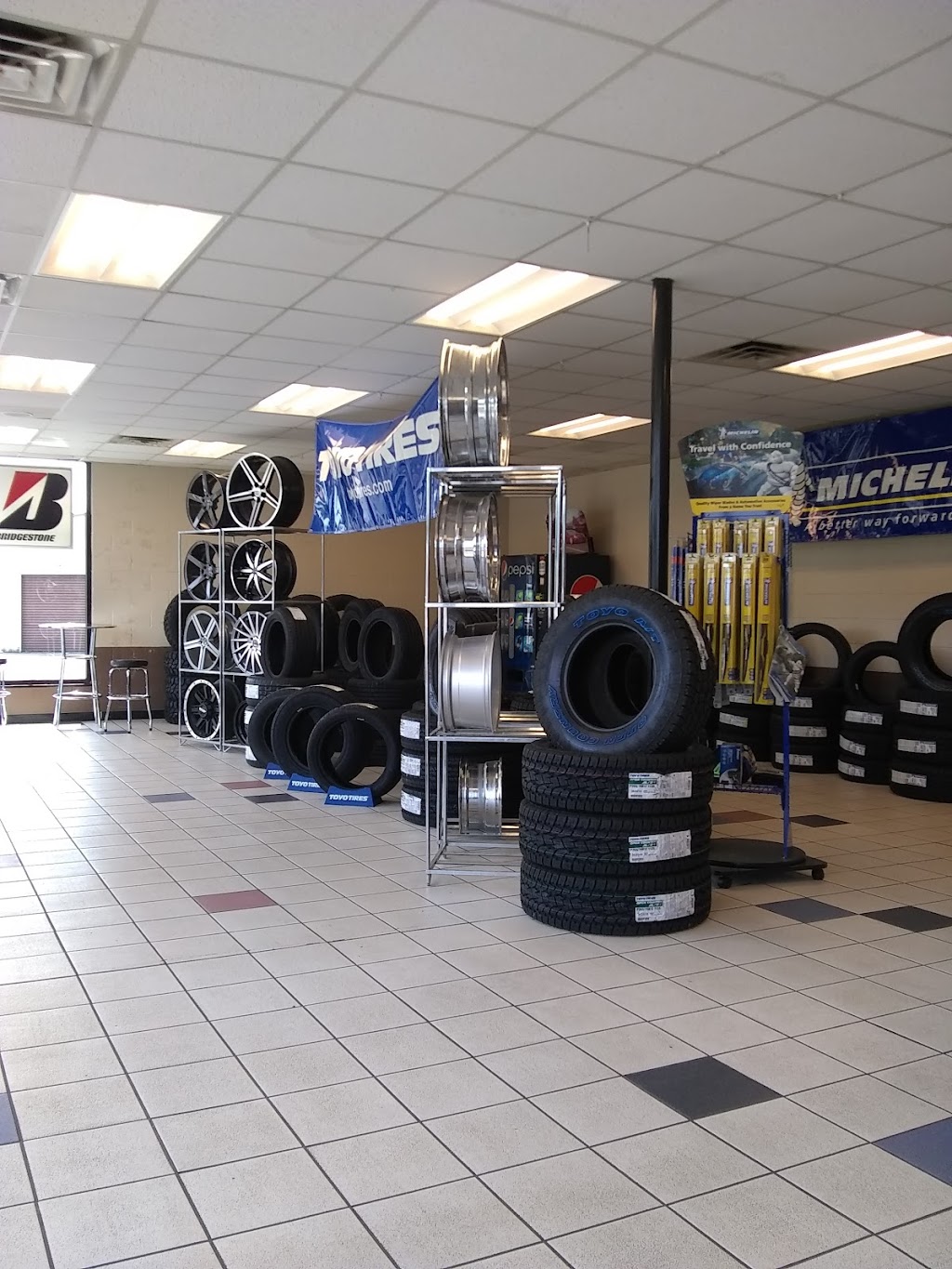 Cunningham Tire | 4783 Riverside Dr, Danville, VA 24541, USA | Phone: (434) 822-1410