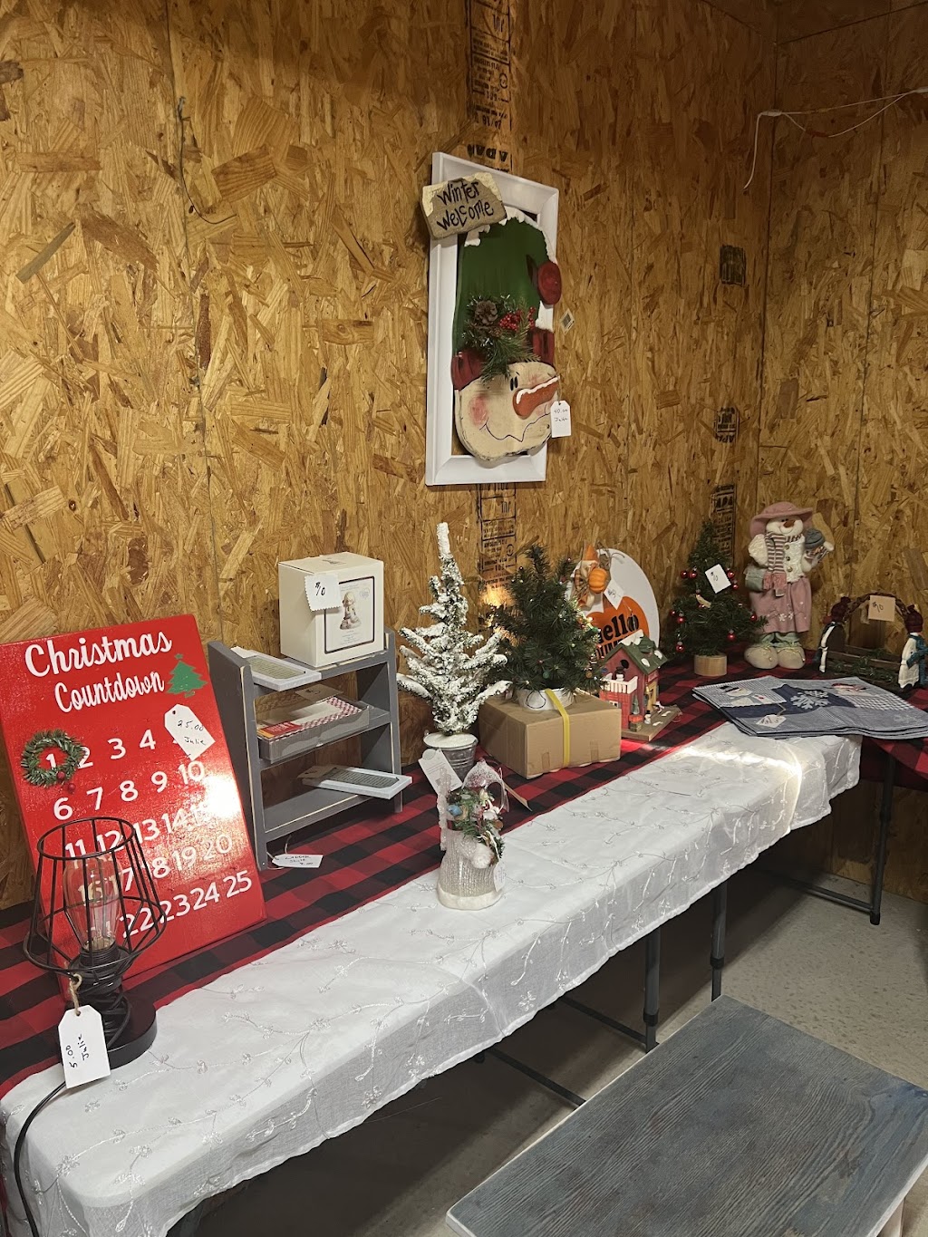 THE RED DOOR THRIFT STORE | 3669 IL-150, Chester, IL 62233, USA | Phone: (618) 826-2106