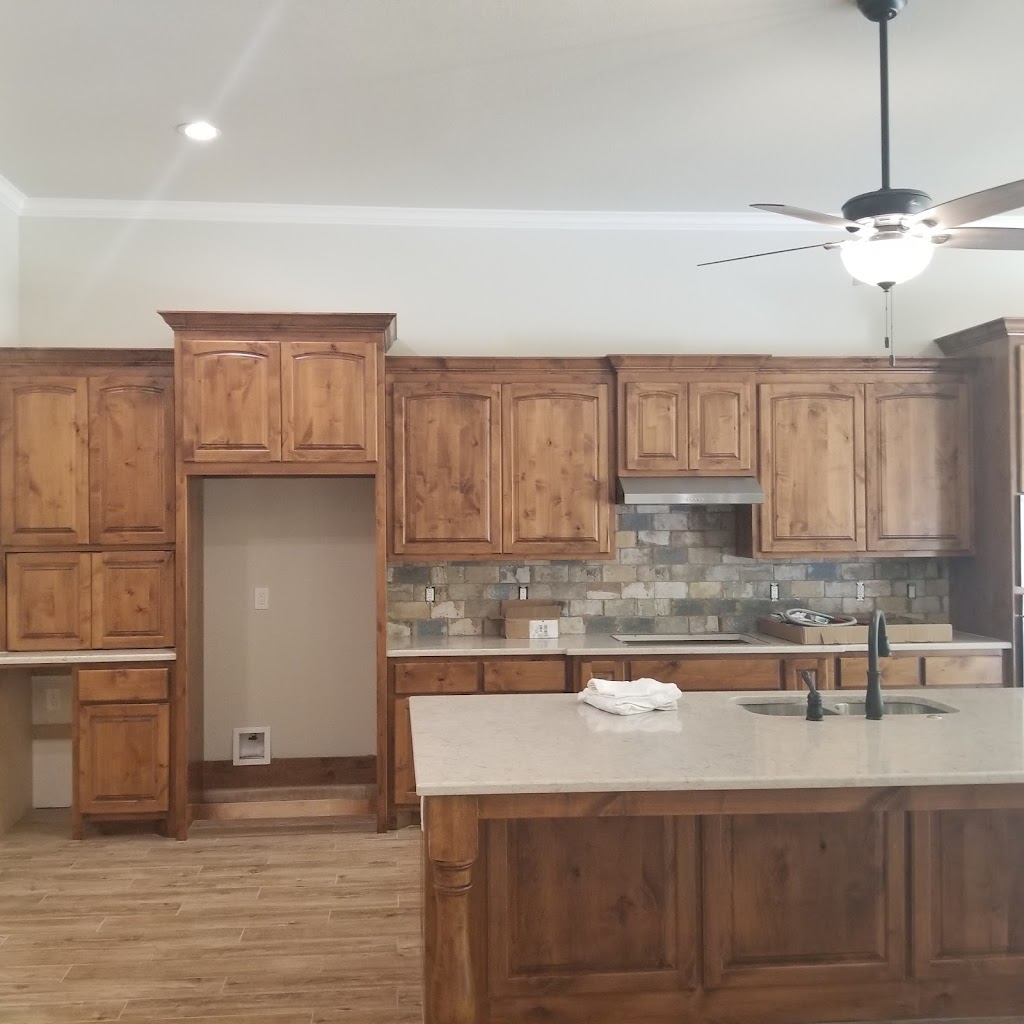 Lopez painting | 2823 Oak Wood St, Granbury, TX 76048, USA | Phone: (817) 219-7958