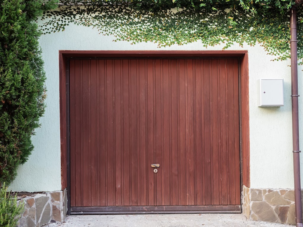 Redmond Garage Door Repair | 9401 168th Pl NE, Redmond, WA 98052, USA | Phone: (425) 522-7009