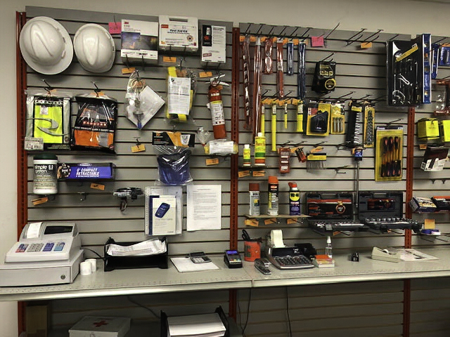 Big D Tool Center | 8740 John W. Carpenter Fwy, Dallas, TX 75247 | Phone: (214) 631-3731