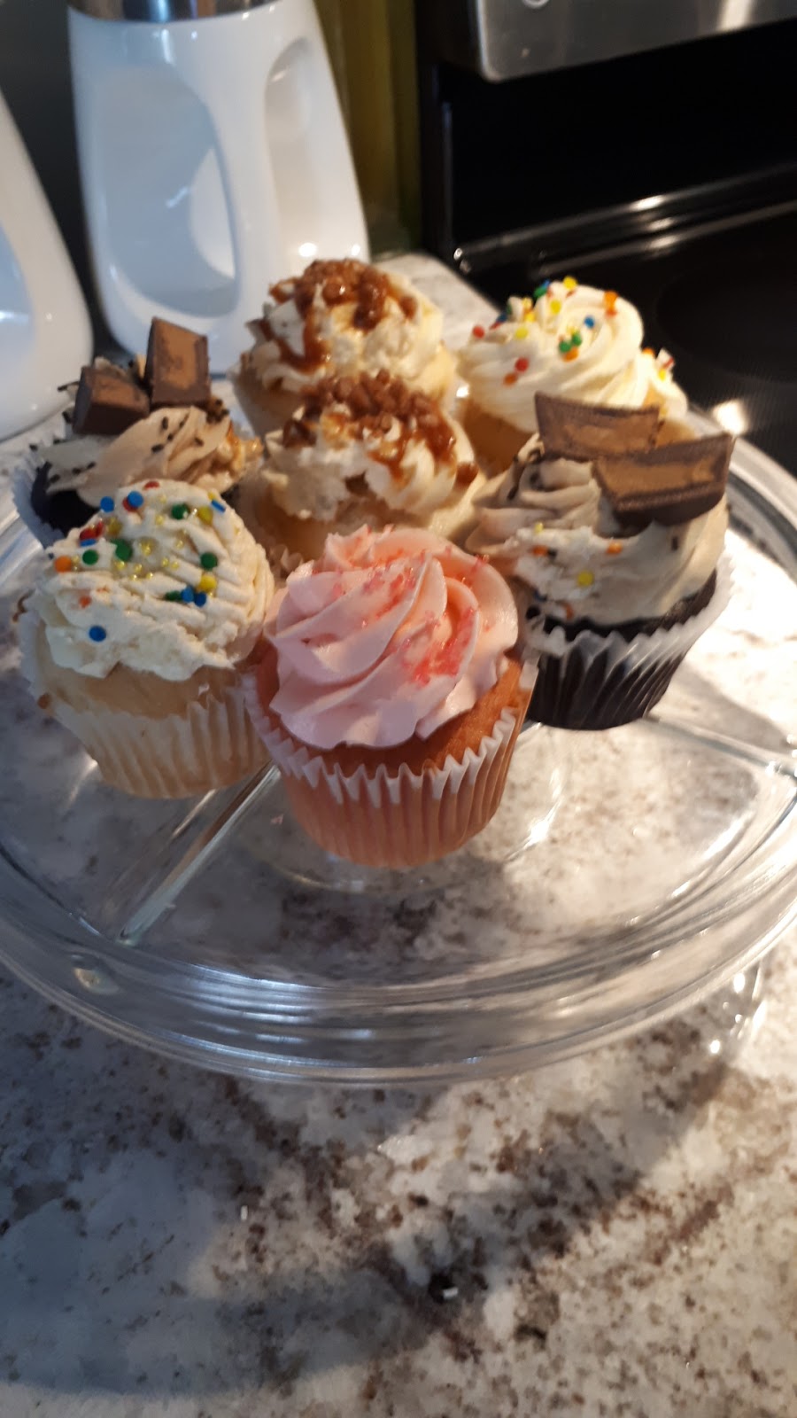 Sugar Spoon Bake Shop | 3131 Forest Glade Dr, Windsor, ON N8R 1W6, Canada | Phone: (519) 956-8484