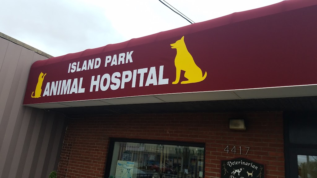 Island Park Animal Hospital | 4417 Austin Blvd, Island Park, NY 11558, USA | Phone: (516) 431-4300