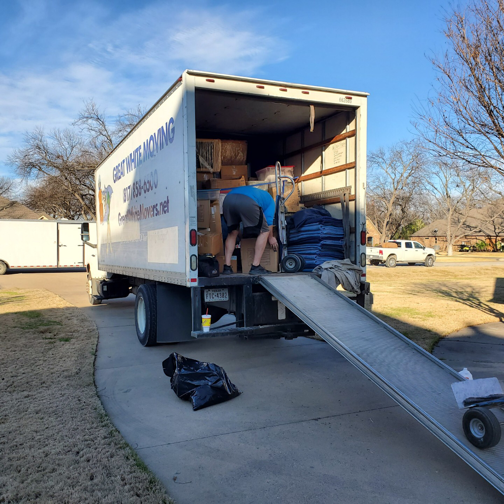 Great White Moving Company | 3520 Bernie Anderson Ave #200, Fort Worth, TX 76116, USA | Phone: (682) 268-1471