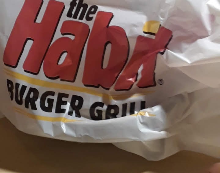 The Habit Burger Grill | 8480 N Friant Rd, Fresno, CA 93720, USA | Phone: (559) 433-8815