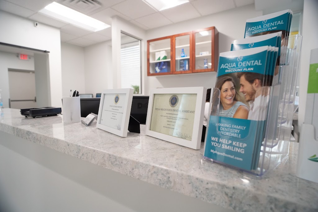 Aqua Dental | Friendswood | 1111 S Friendswood Dr Ste 107, Friendswood, TX 77546, USA | Phone: (713) 436-2782