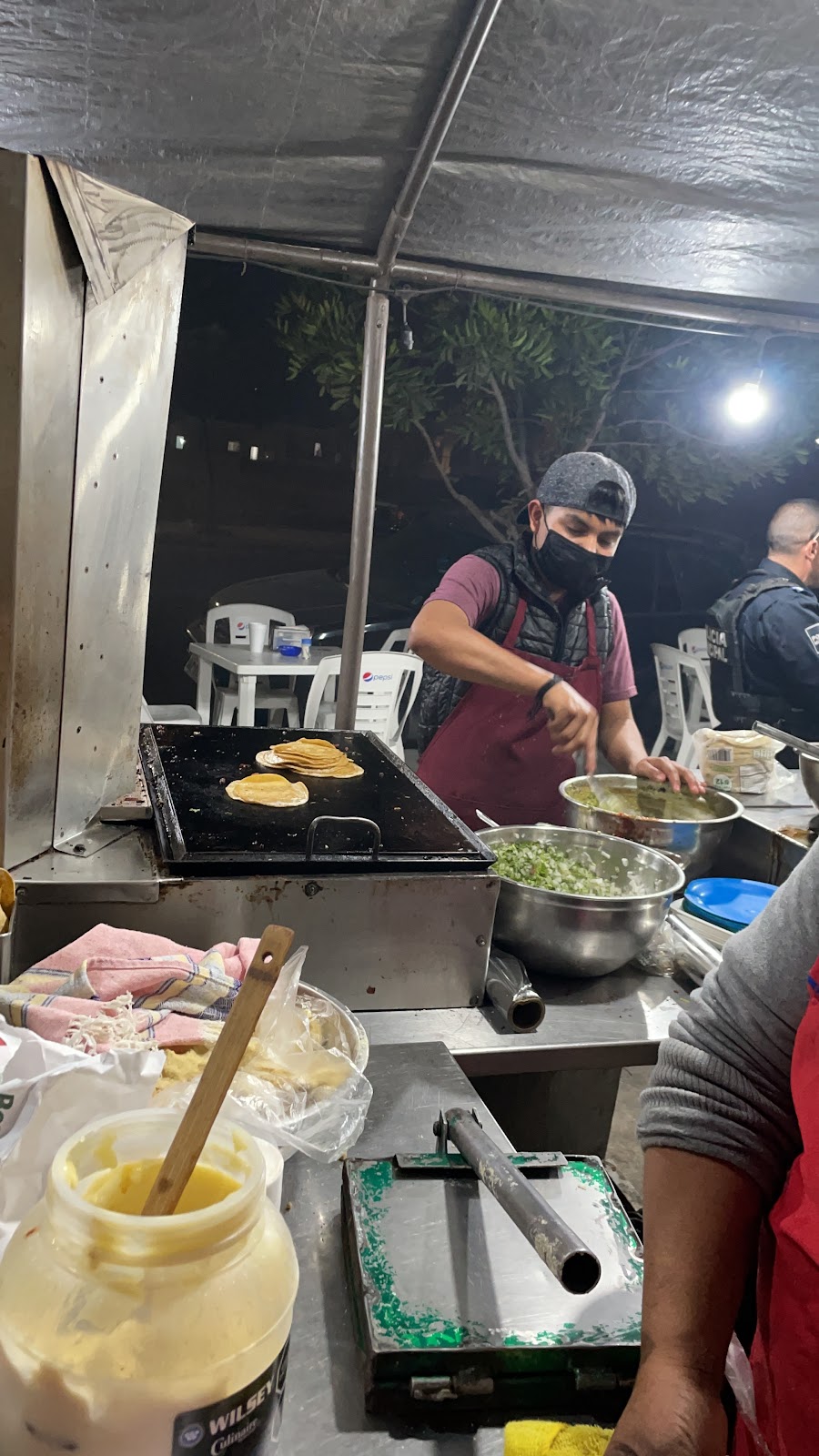 Tacos el vela | Av. los Laureles, 22660 Tijuana, B.C., Mexico | Phone: 664 459 3991