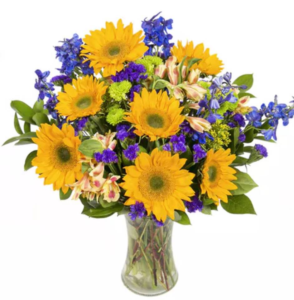 Pantego Florist & Gifts | 2400 W Pioneer Pkwy #132, Arlington, TX 76013, USA | Phone: (817) 261-8023