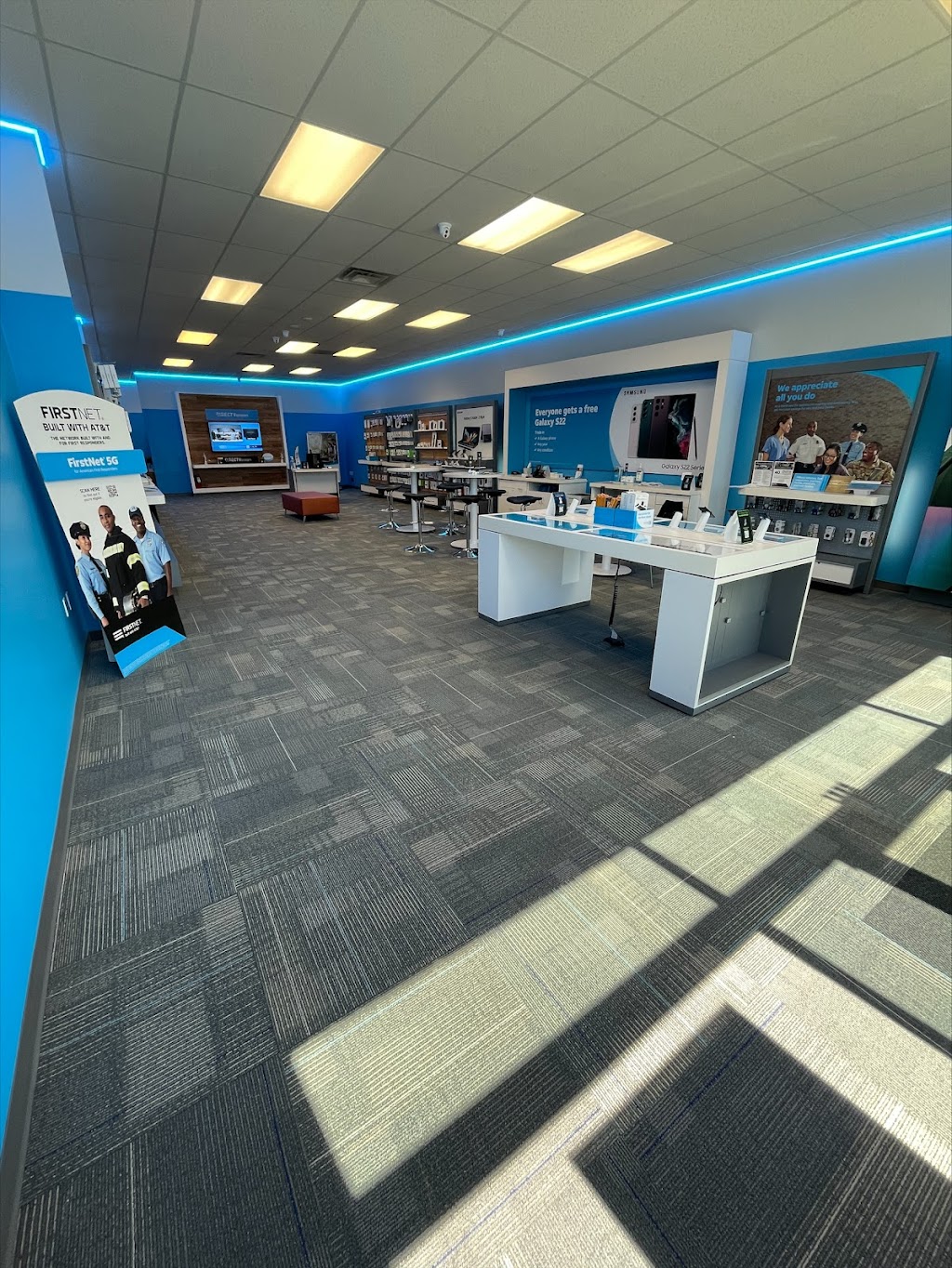 AT&T Store | 1525 Genntown Dr A1, Lebanon, OH 45036 | Phone: (513) 228-2111