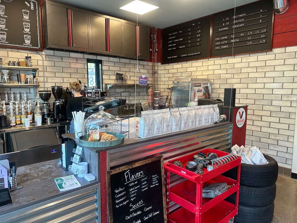 The Garage Cuts and Coffee | 40600 E Ann Arbor Trail, Plymouth, MI 48170, USA | Phone: (734) 404-5441