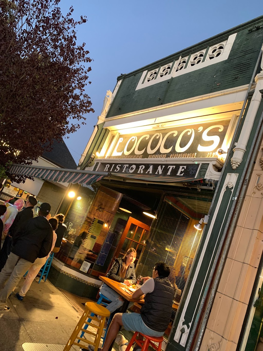 Lo Cocos | 4270 Piedmont Ave, Oakland, CA 94611, USA | Phone: (510) 652-6222