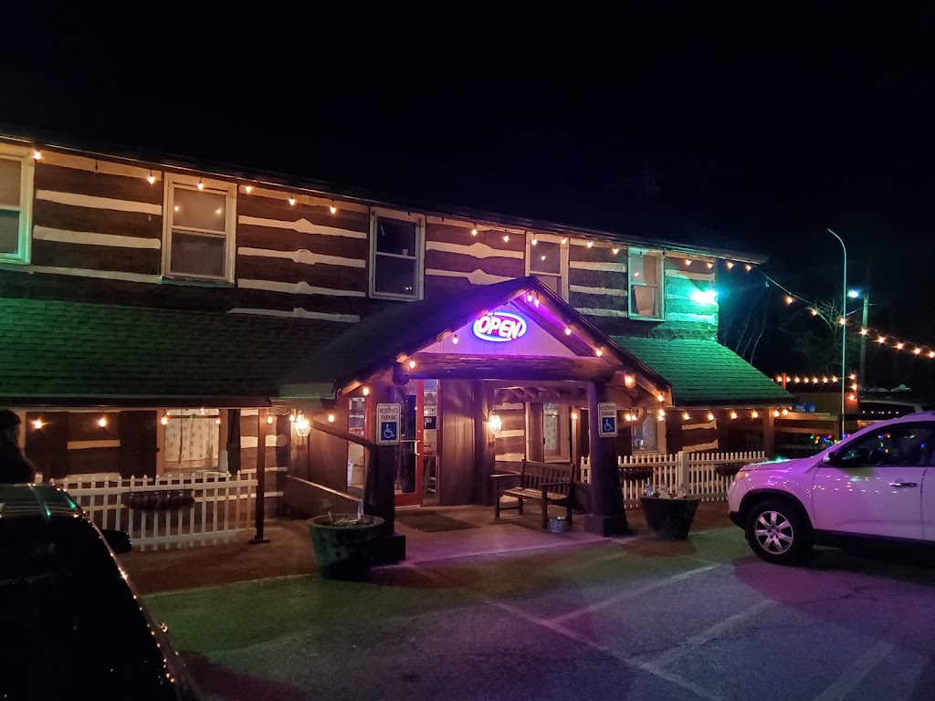 Log Cabin Inn | 322 Madison Pike, Covington, KY 41017, USA | Phone: (859) 356-9141