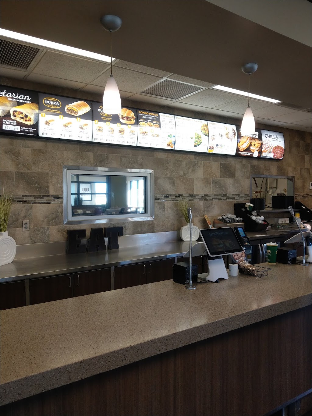 Runza Restaurant | 17120 Evans St, Omaha, NE 68116, USA | Phone: (402) 991-3866