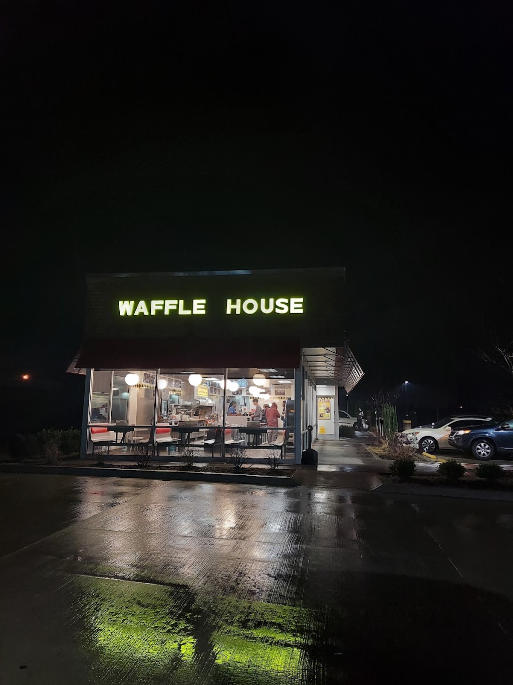 Waffle House | 3815 N Old Port Royal Rd, Spring Hill, TN 37174, USA | Phone: (931) 446-0374