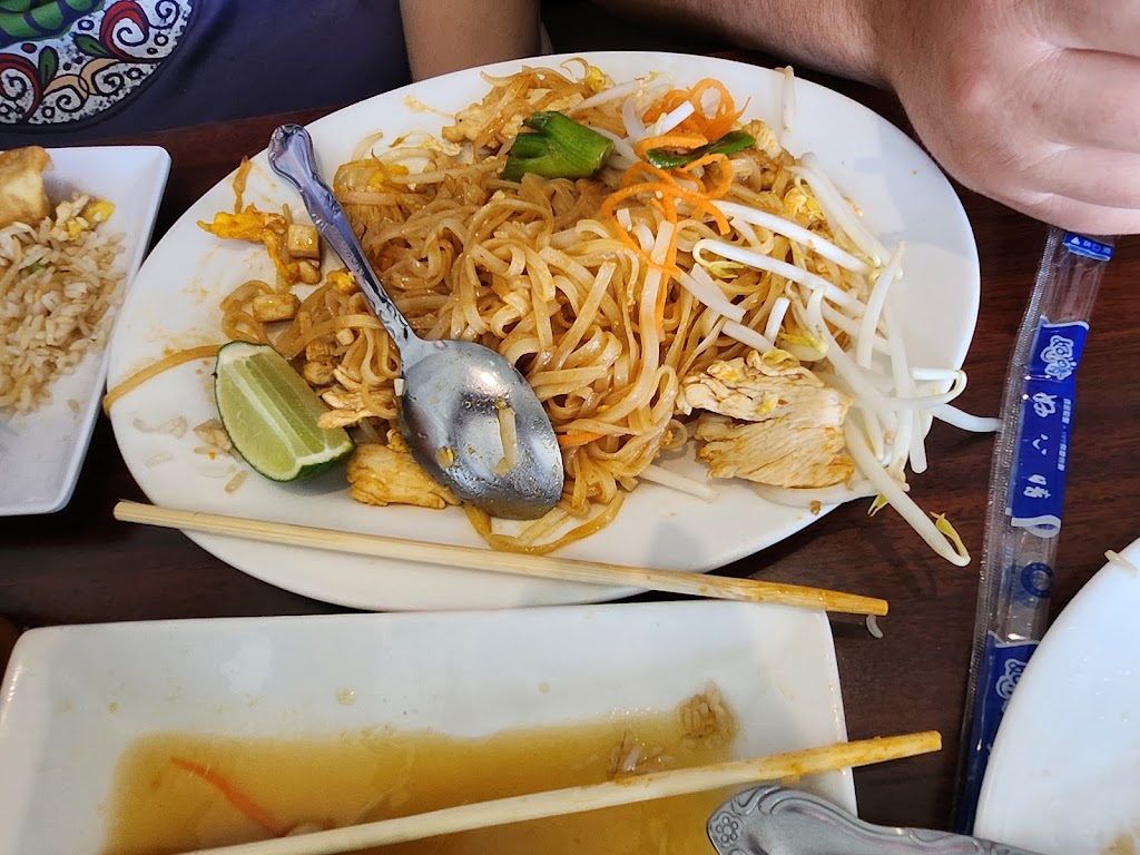 Long Beach Thai Restaurant | 3109 E Anaheim St, Long Beach, CA 90804, USA | Phone: (562) 433-6300