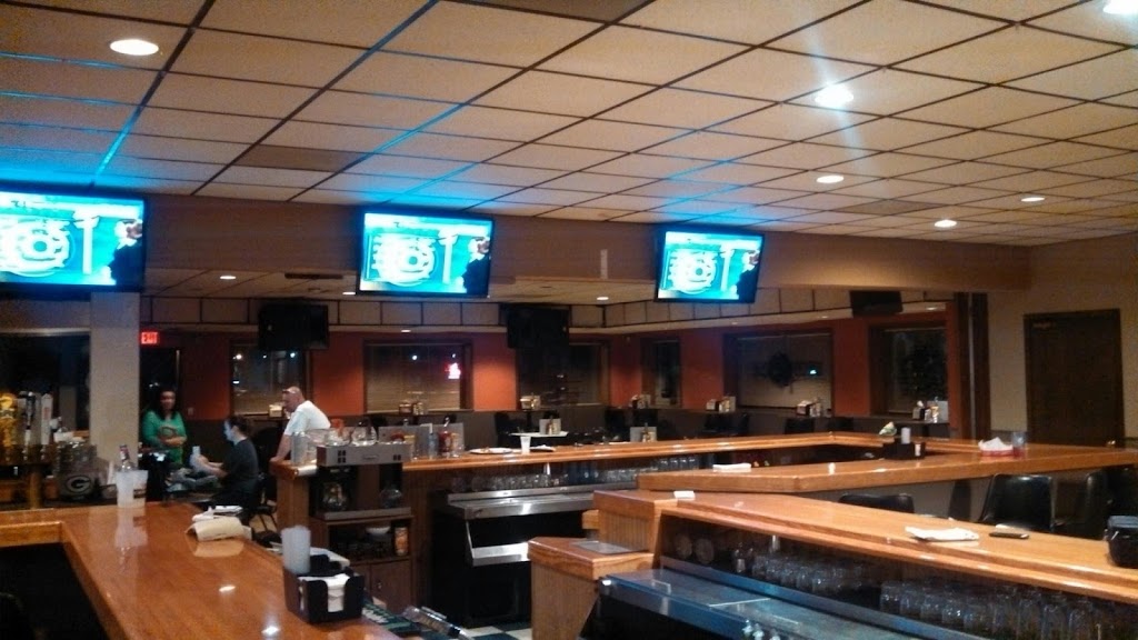 Thunderbird Lanes - bowling alley  | Photo 10 of 10 | Address: 1117 8th St, Baraboo, WI 53913, USA | Phone: (608) 356-9111