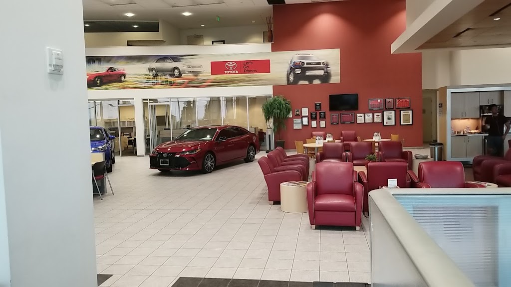 Pat Lobb Toyota of McKinney | 3350 S Central Expy, McKinney, TX 75070 | Phone: (214) 544-8696