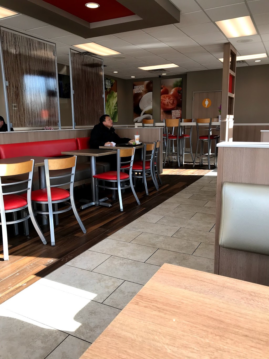 Burger King | 1205 E Central Rd, Mt Prospect, IL 60056, USA | Phone: (847) 699-6493