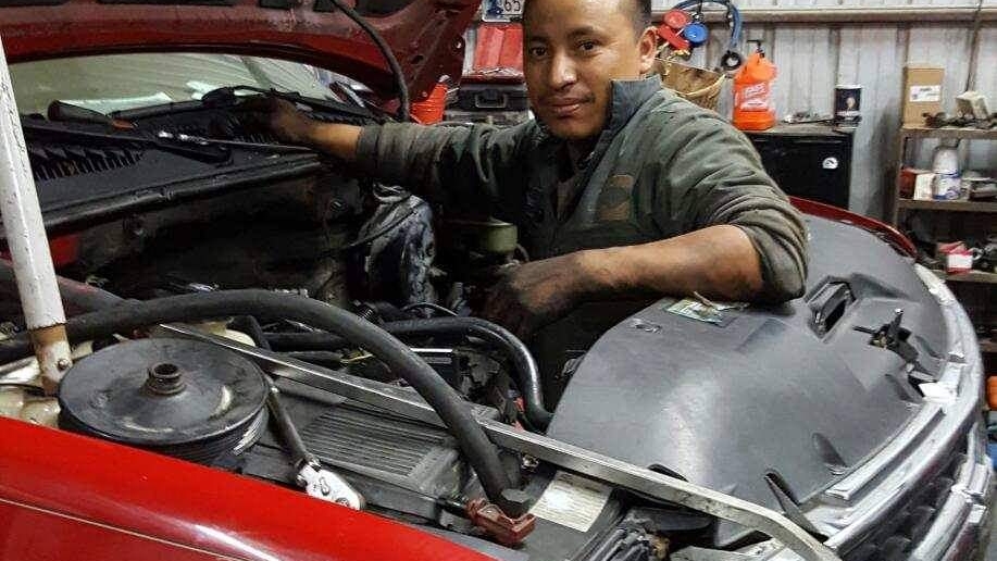 Yax auto repair | 10111 Belknap Rd, Sugar Land, TX 77498, USA | Phone: (832) 969-0167