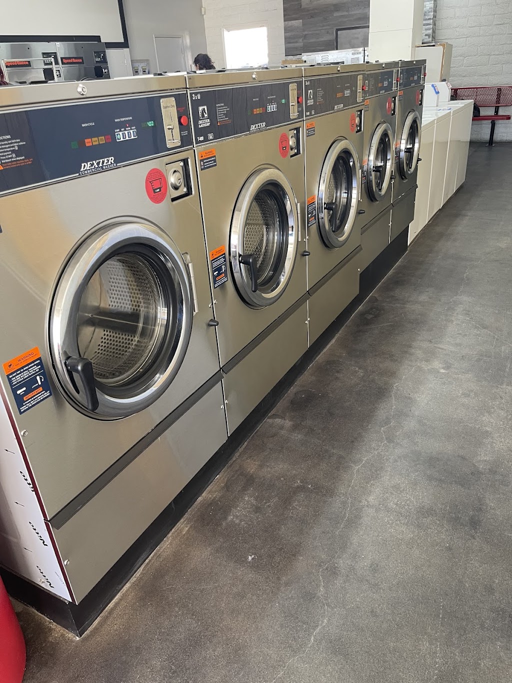 LoadEm Up Laundromat | 18838 CA-18 Suite #19, Apple Valley, CA 92307, USA | Phone: (760) 885-4654