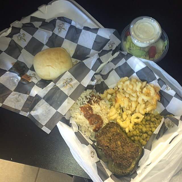 Minnies Daughter Catering and Cafe | 3991 Pontchartrain Dr, Slidell, LA 70458, USA | Phone: (985) 326-8189