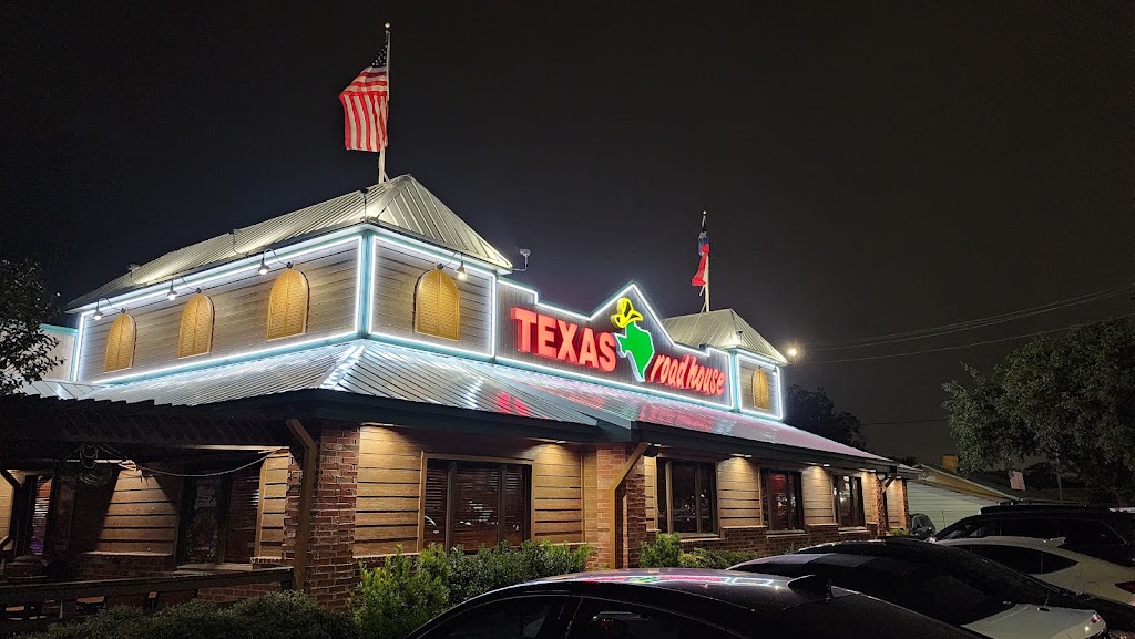 Texas Roadhouse | 1502 IH 35 S, San Marcos, TX 78666, USA | Phone: (512) 353-7427