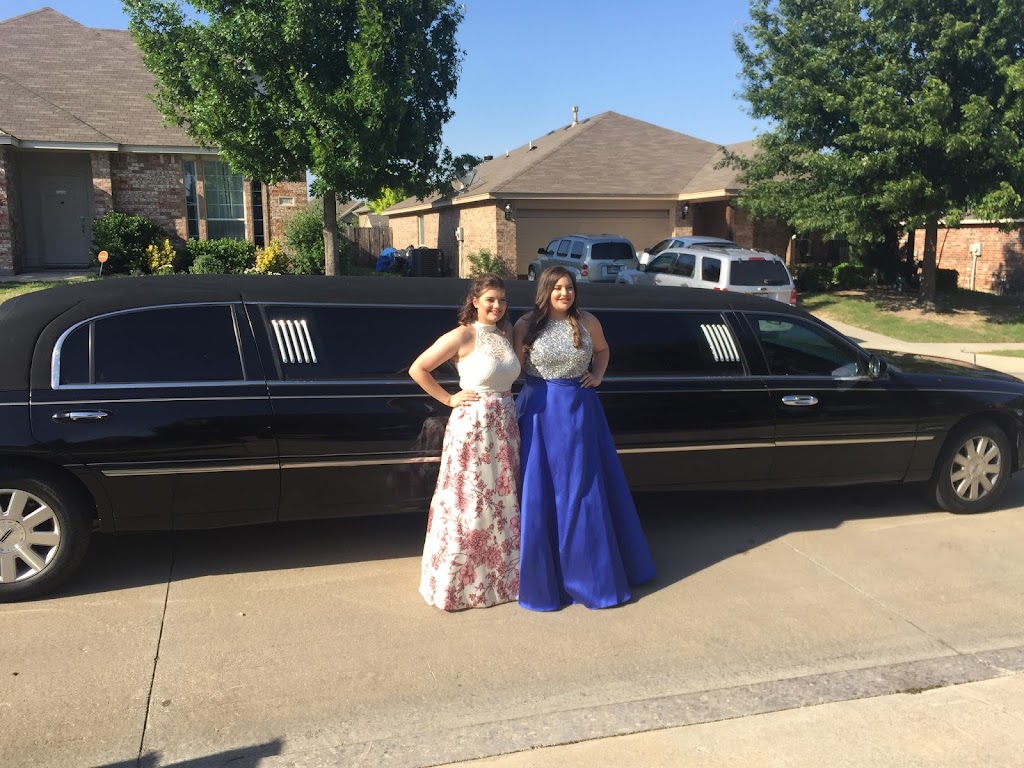 Mcclelland Limo Service | 7521Grass, Valley Trail, Fort Worth, TX 76123, USA | Phone: (817) 705-9117