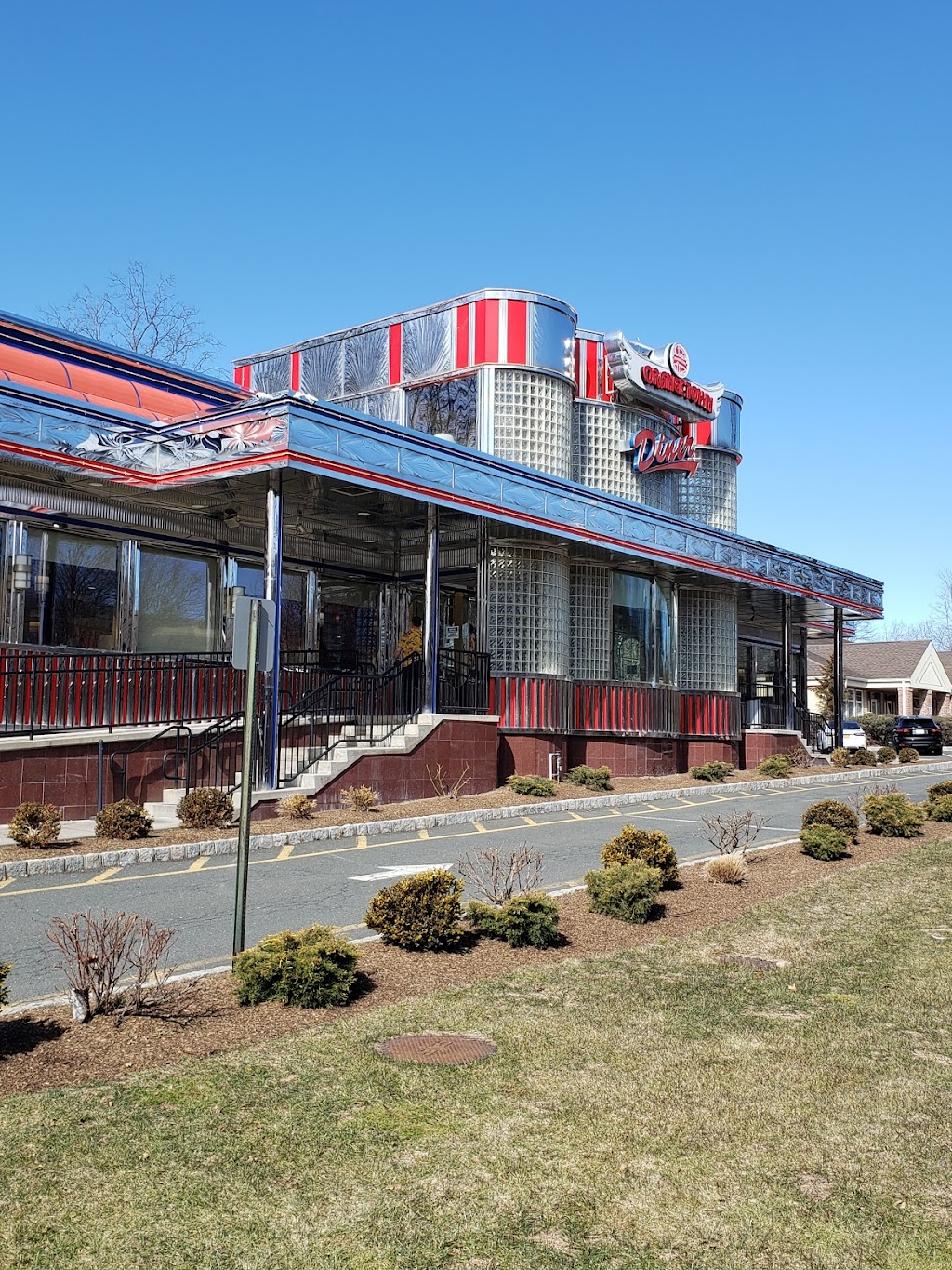 Orangetown Classic Diner | 512 NY-303, Orangeburg, NY 10962 | Phone: (845) 359-3592