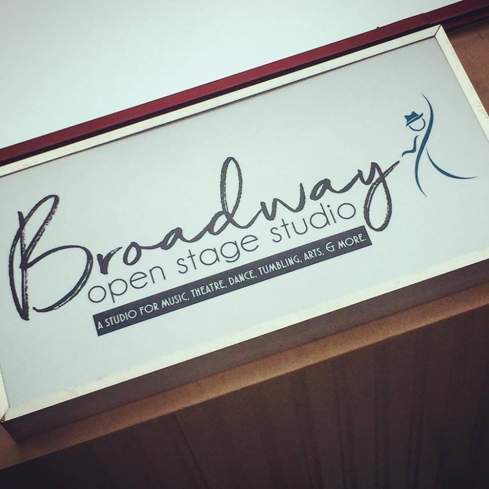 Broadway Open Stage Studio | 13606 River Rd, Destrehan, LA 70047 | Phone: (985) 307-0043