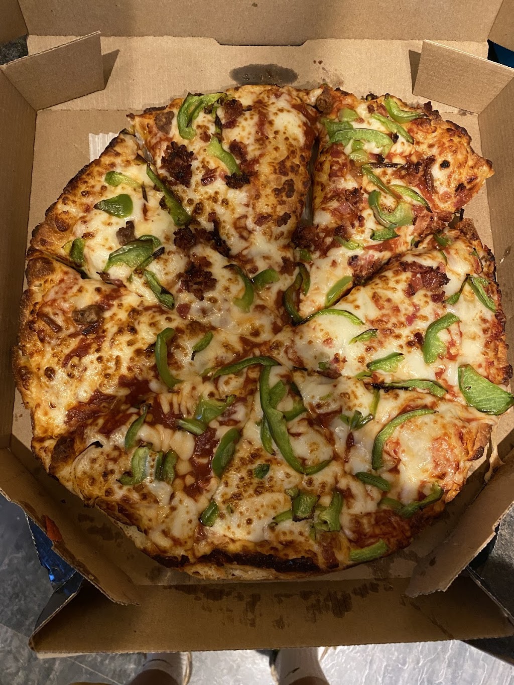 Dominos Pizza | 2917 W 38th Ave, Denver, CO 80211, USA | Phone: (303) 458-0567