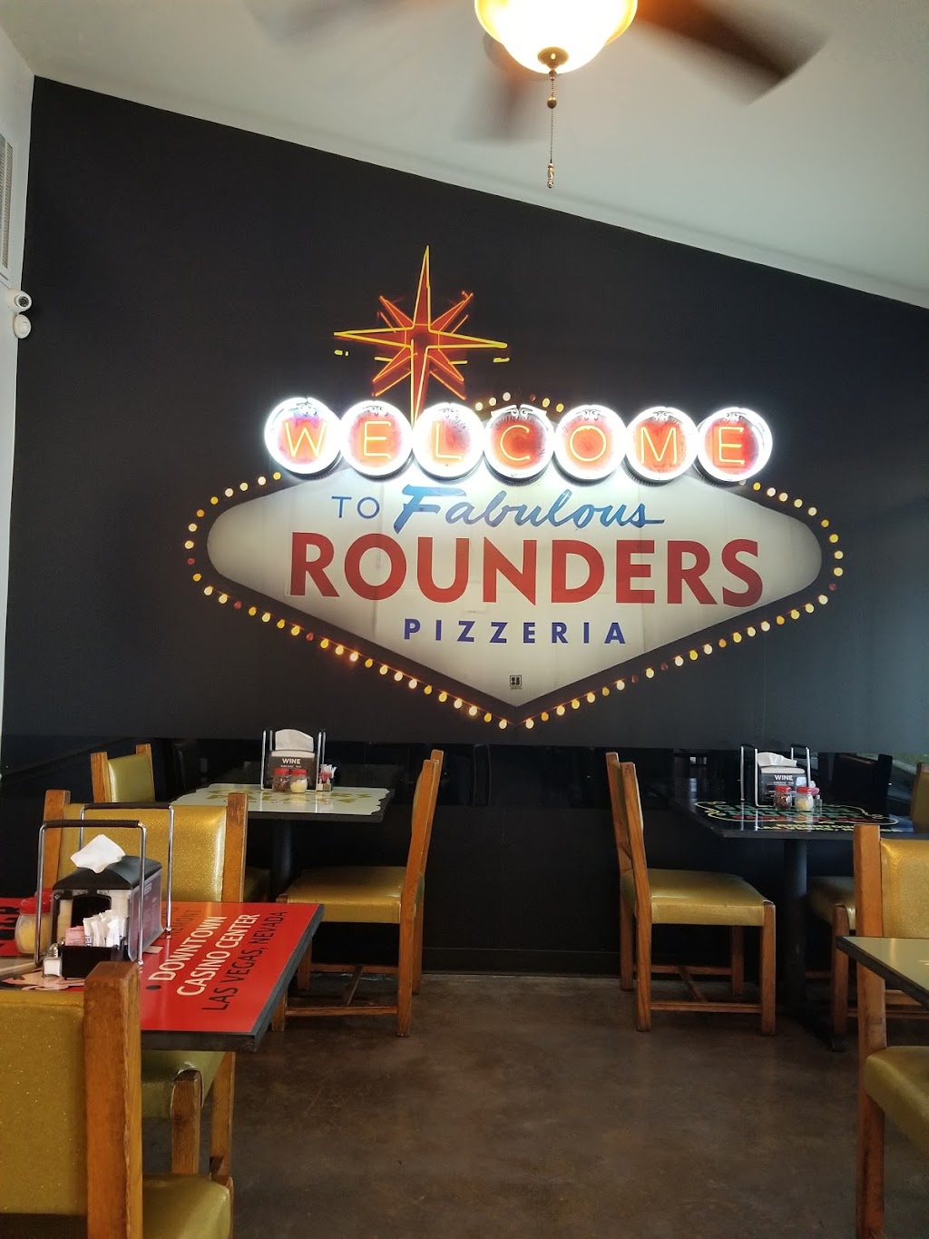 Rounders Pizzeria | 18653 Ranch Rd 1431, Jonestown, TX 78645, USA | Phone: (512) 267-7777