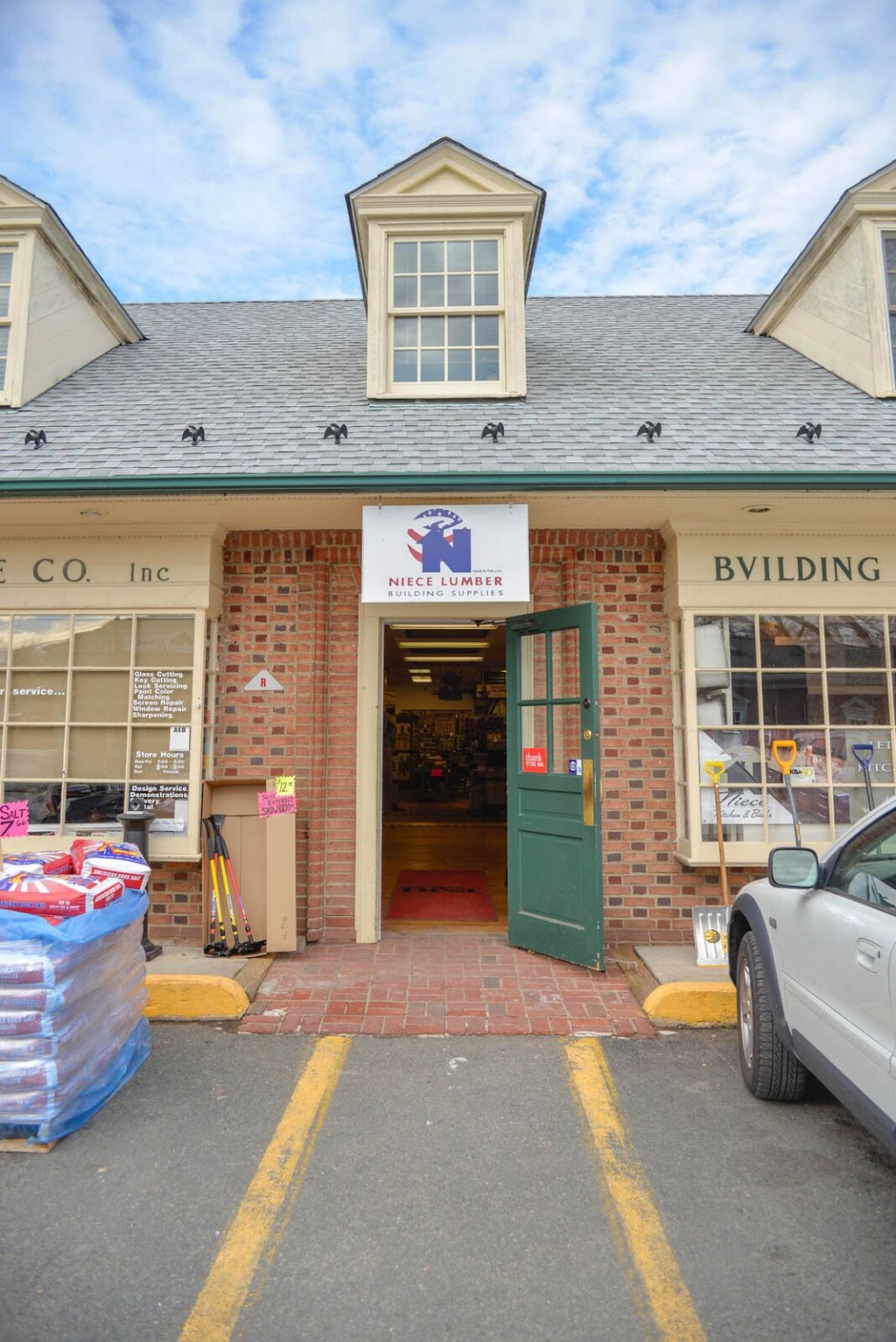 Niece Lumber Building Supplies | 2 Elm St, Lambertville, NJ 08530, USA | Phone: (609) 397-1200