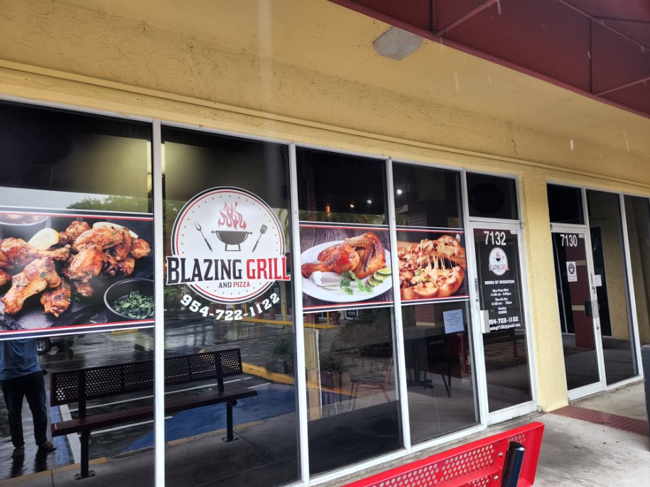 Blazing Grill and Pizza | 7132 N Nob Hill Rd, Tamarac, FL 33321, USA | Phone: (954) 722-1122