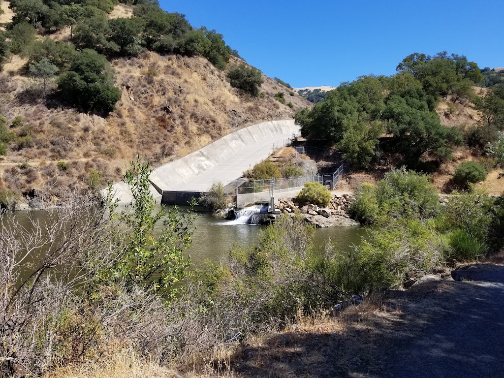 Coyote Lake Dam Parking Lot / Harvey Bear Trail Trailhead | Coyote Reservoir Rd, Gilroy, CA 95020, USA | Phone: (408) 842-7800